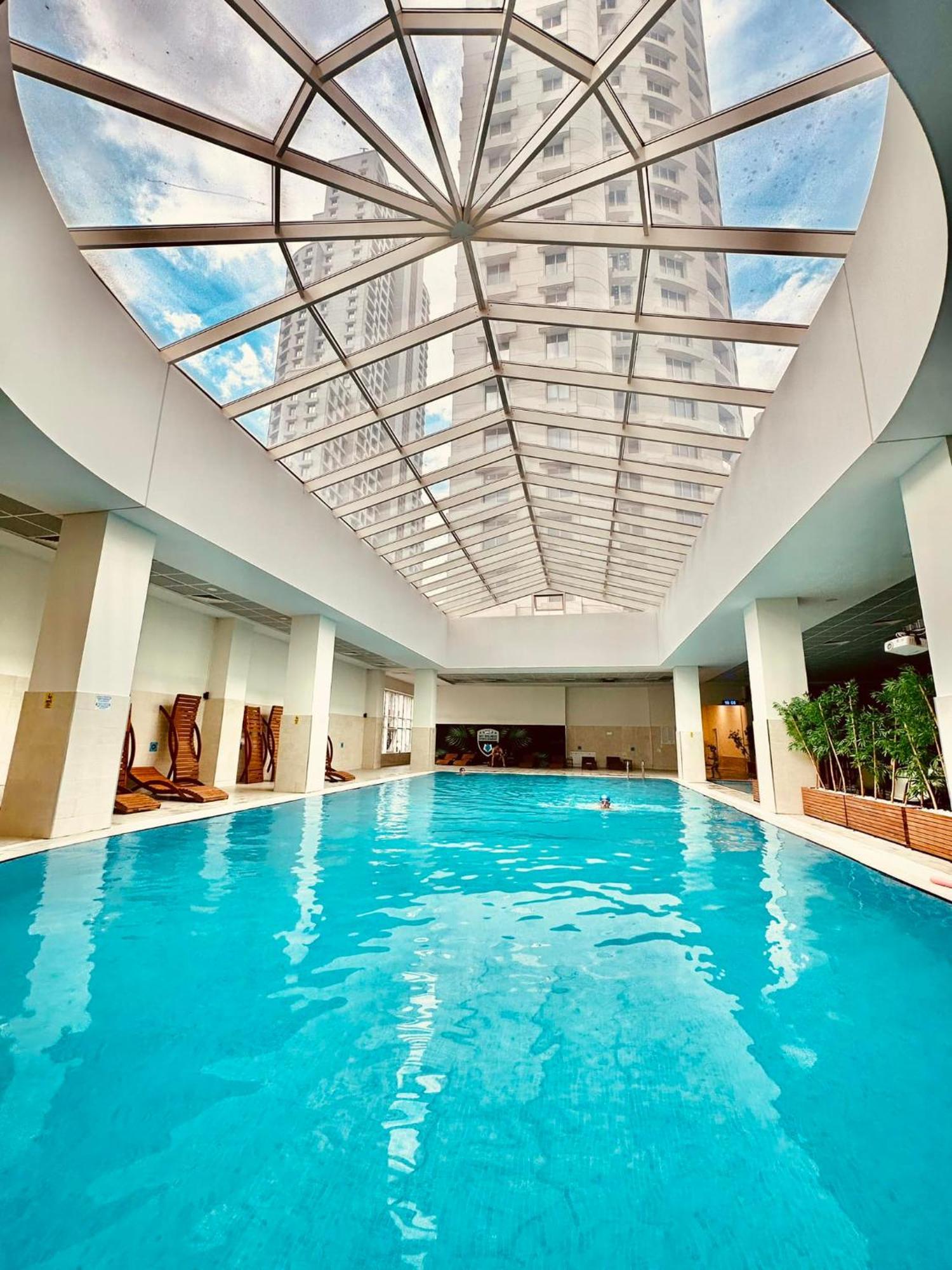 Skopje Sky City 19Th Floor Twin & 12Th Floor & 25Th & 33 Floor Apartments & With Pool & Spa & Gym & Parking Included In Price Exterior photo