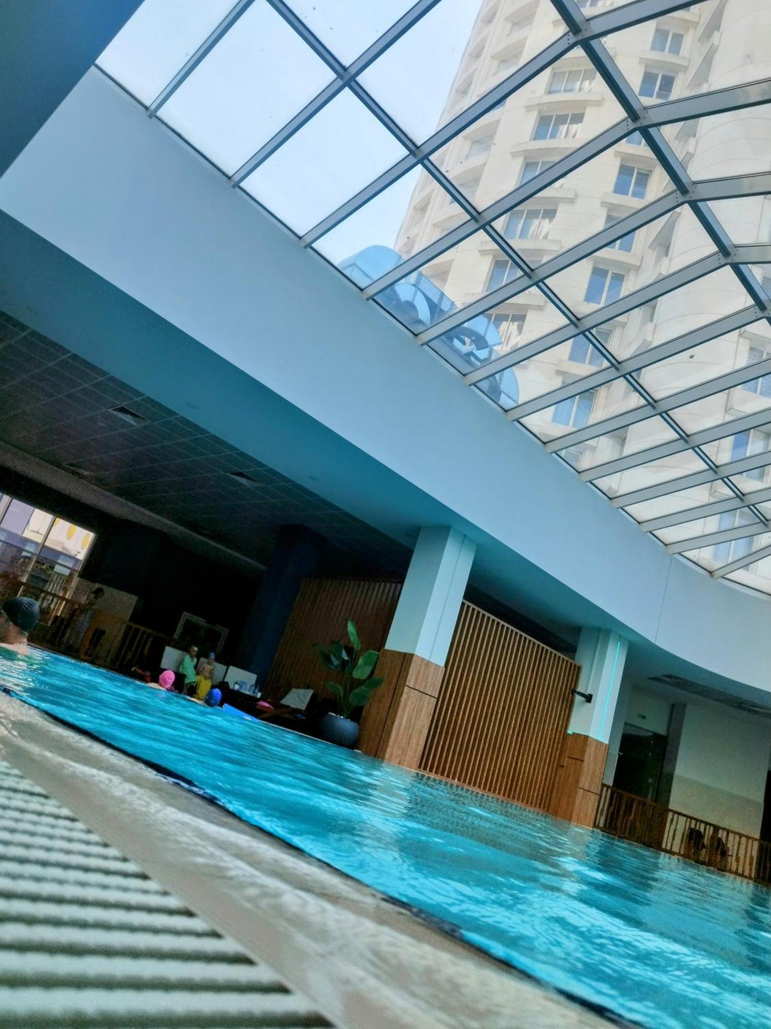 Skopje Sky City 19Th Floor Twin & 12Th Floor & 25Th & 33 Floor Apartments & With Pool & Spa & Gym & Parking Included In Price Exterior photo