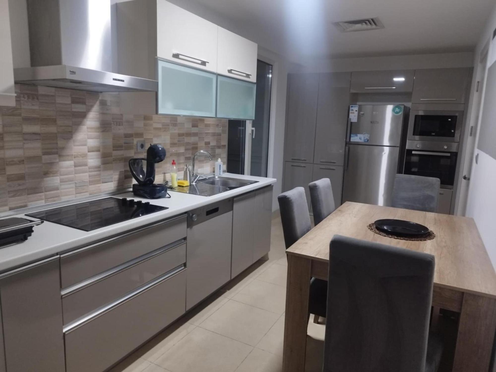 Skopje Sky City 19Th Floor Twin & 12Th Floor & 25Th & 33 Floor Apartments & With Pool & Spa & Gym & Parking Included In Price Exterior photo